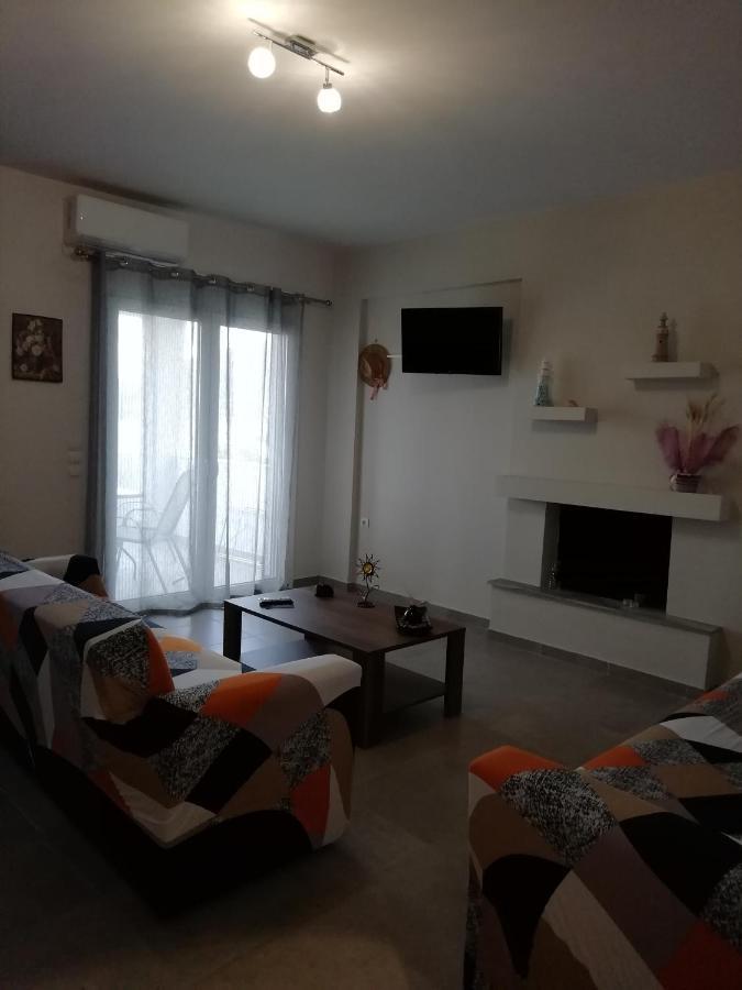 Katelia'S Apartments Almiropótamos Extérieur photo